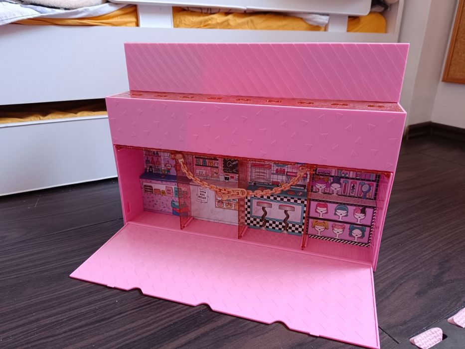 Walizka/ domek LOL suprise