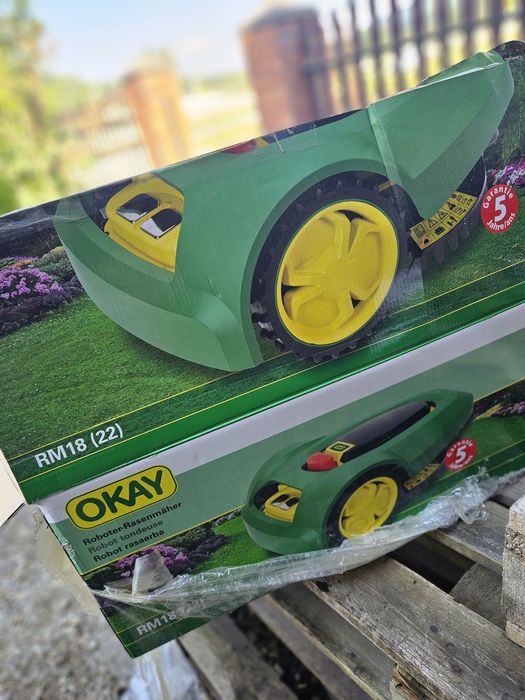 Robot koszący (kosiarka) OKAY RM18(22)