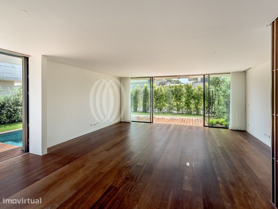 Moradia T3 com piscina no condomínio SandWoods, Cascais