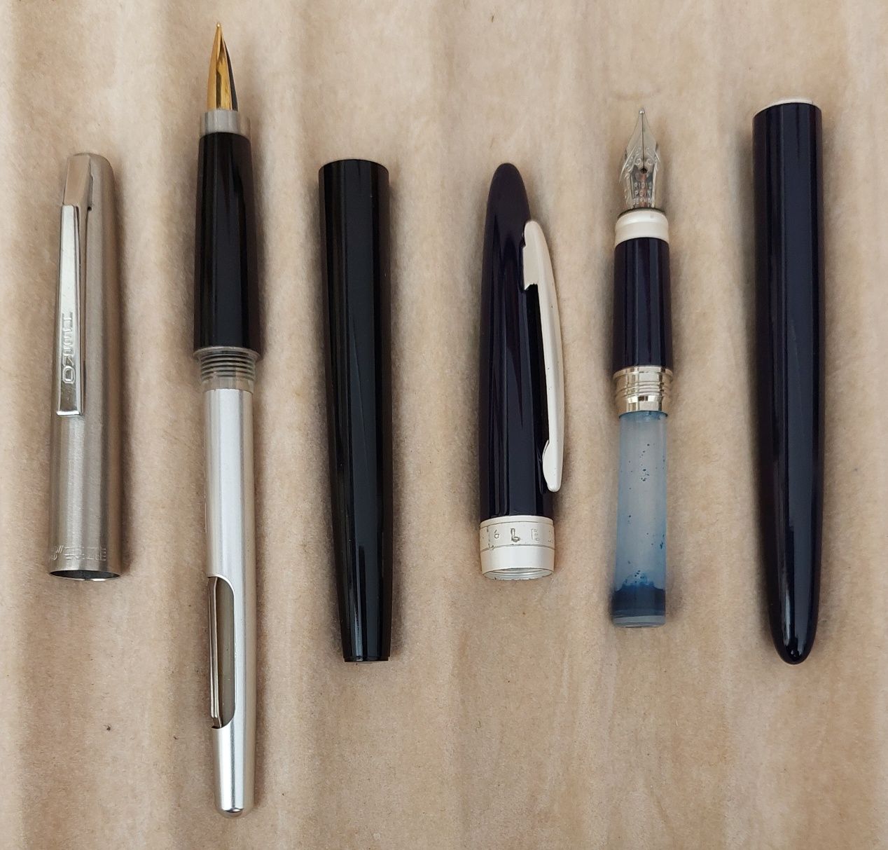 8 Canetas Diversas Marcas - VINTAGE