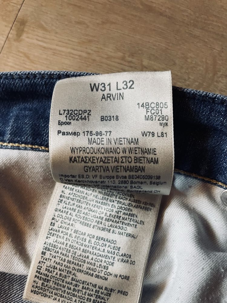 Spodnie jeansowe  Lee Arvin W31 L32