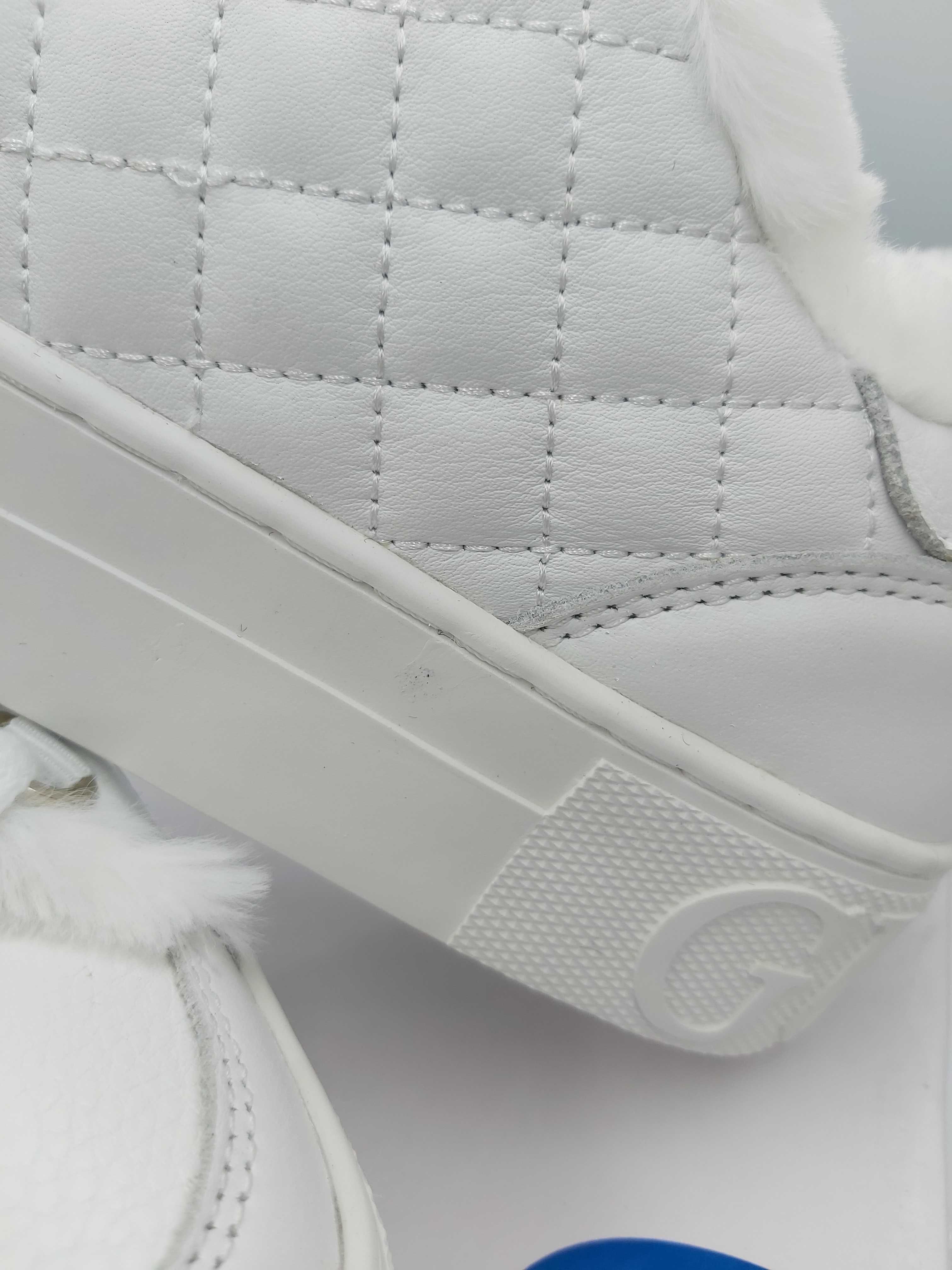 NOWE sneakersy GUESS ocieplane futerko botki rozmiar 41