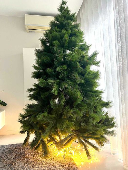 Árvore de Natal com 2,20mts de elevada qualidad