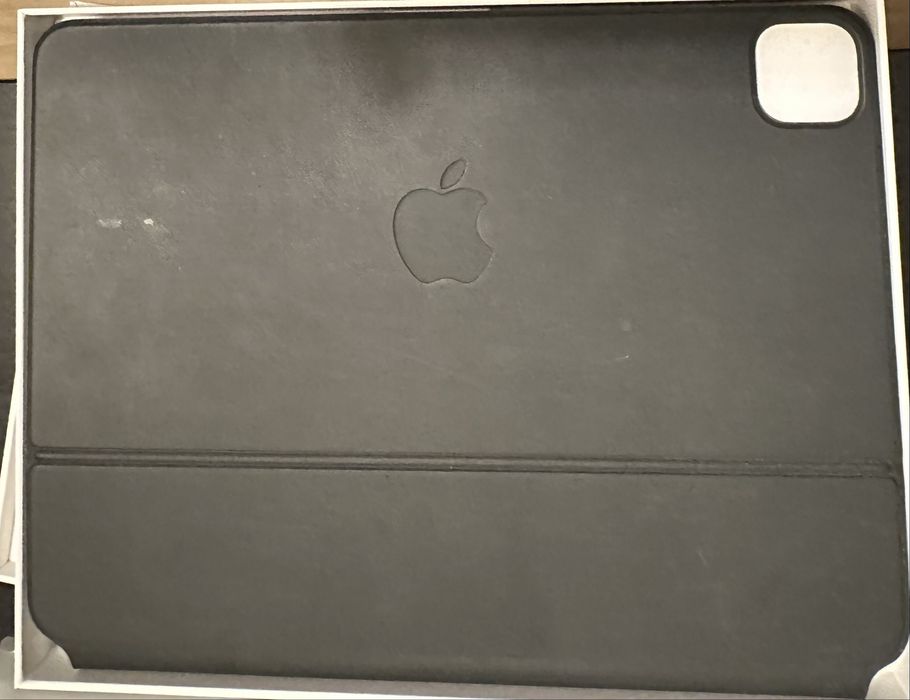 Magic Keyboard 11”