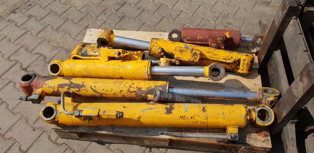 koparka mecalac 11 cxi cx zamek siłownika podpory