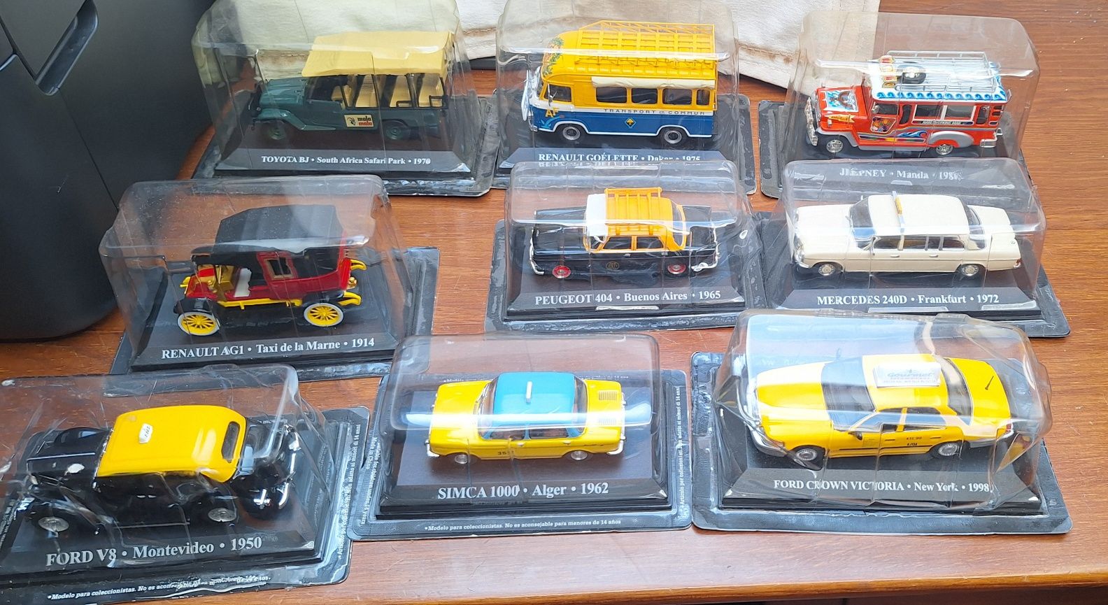 Táxis do Mundo /colecção 58 carros