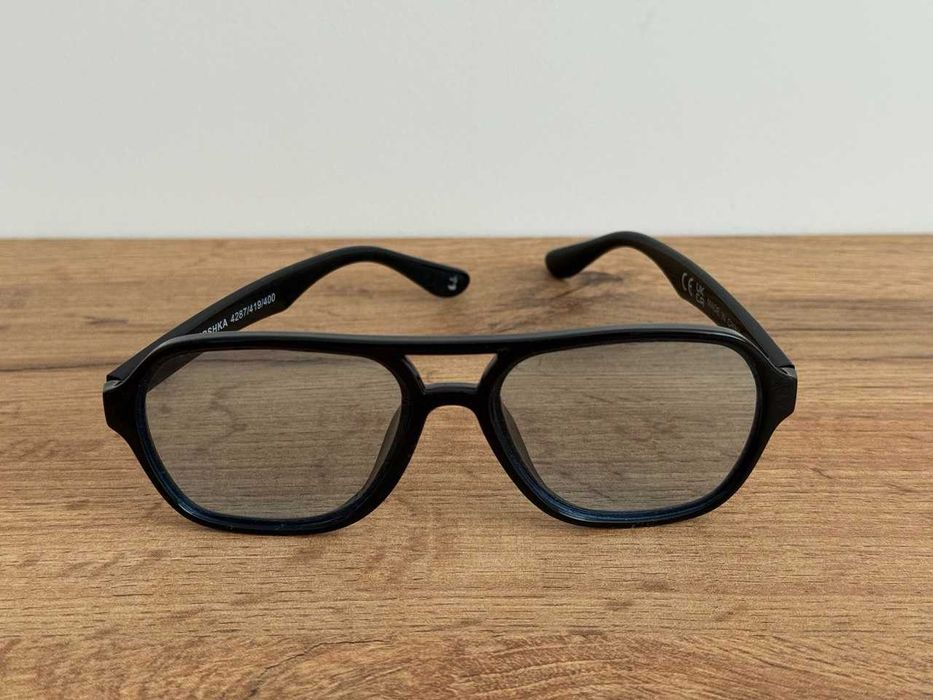 Сонцезахисні окуляри Bershka