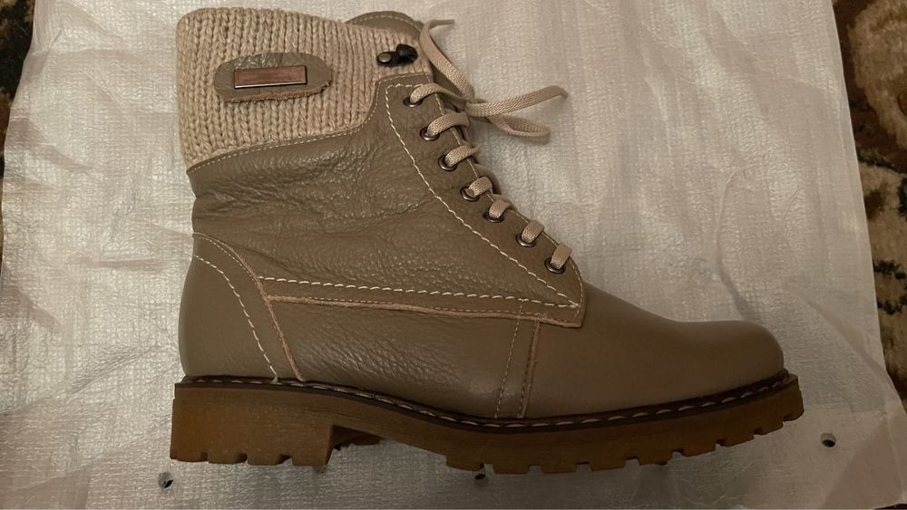 Зимові чобітки (зимние ботинки) 36р