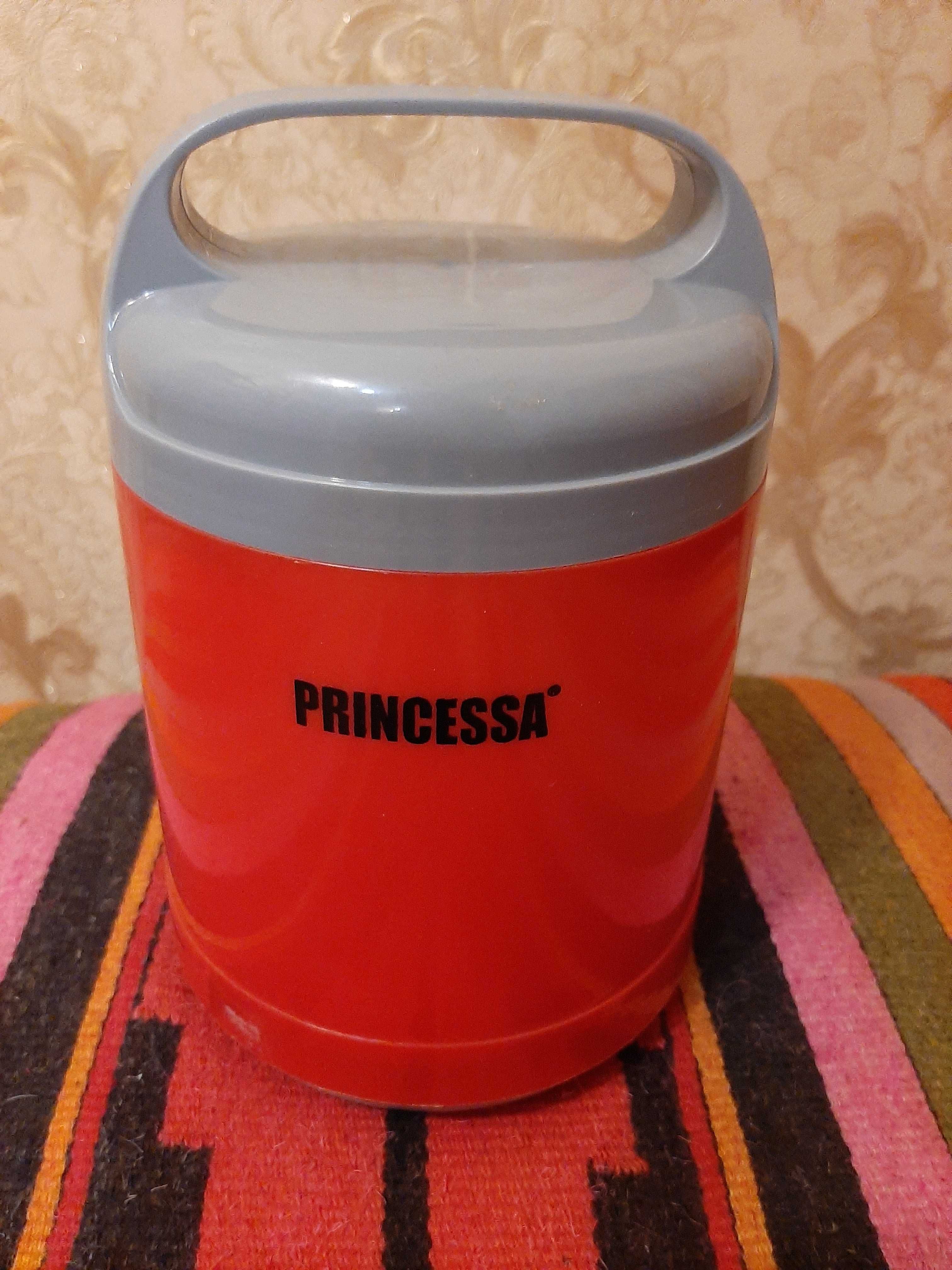 Lunch Box Princessa. Ланч бокс 1.2 L