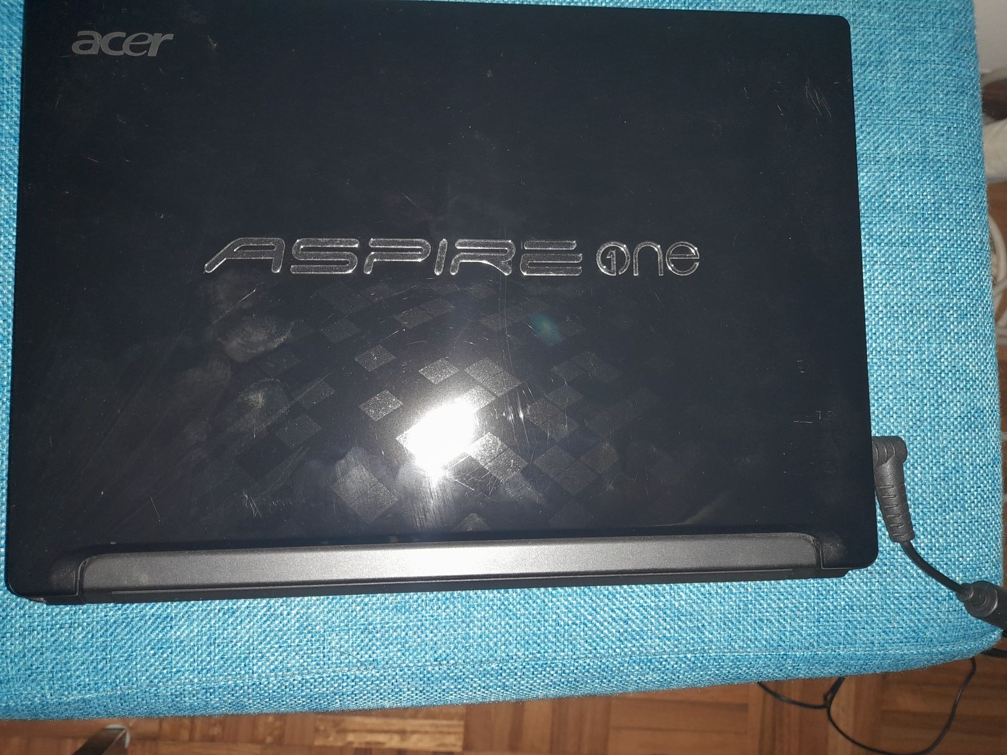 Note book  Acer Intel atom