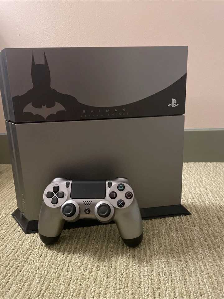 PlayStation 4 500GB - Cinzento - Edição limitada Batman: Arkham Knight