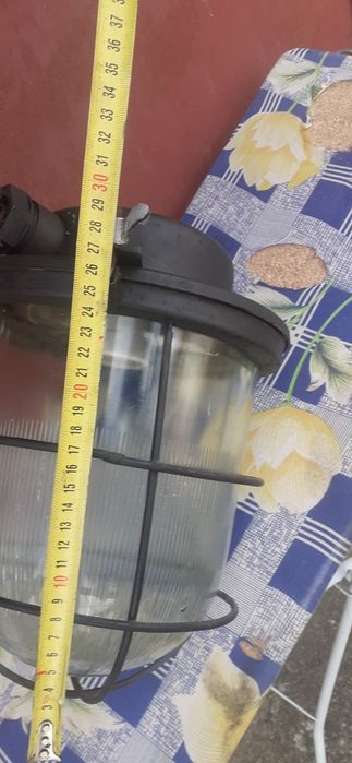 Фонарь закрытого типа.