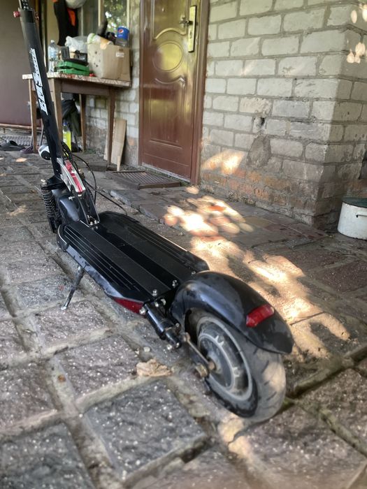Продам електро самокат 350 ват EMScooter