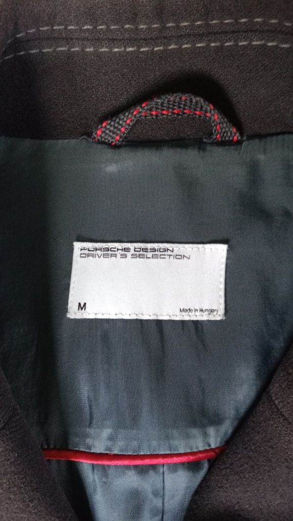 Sobretudo Porsche Design