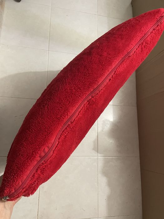 Almofadas grandes e macias – vermelhas e azul (tu 65x65 cm)