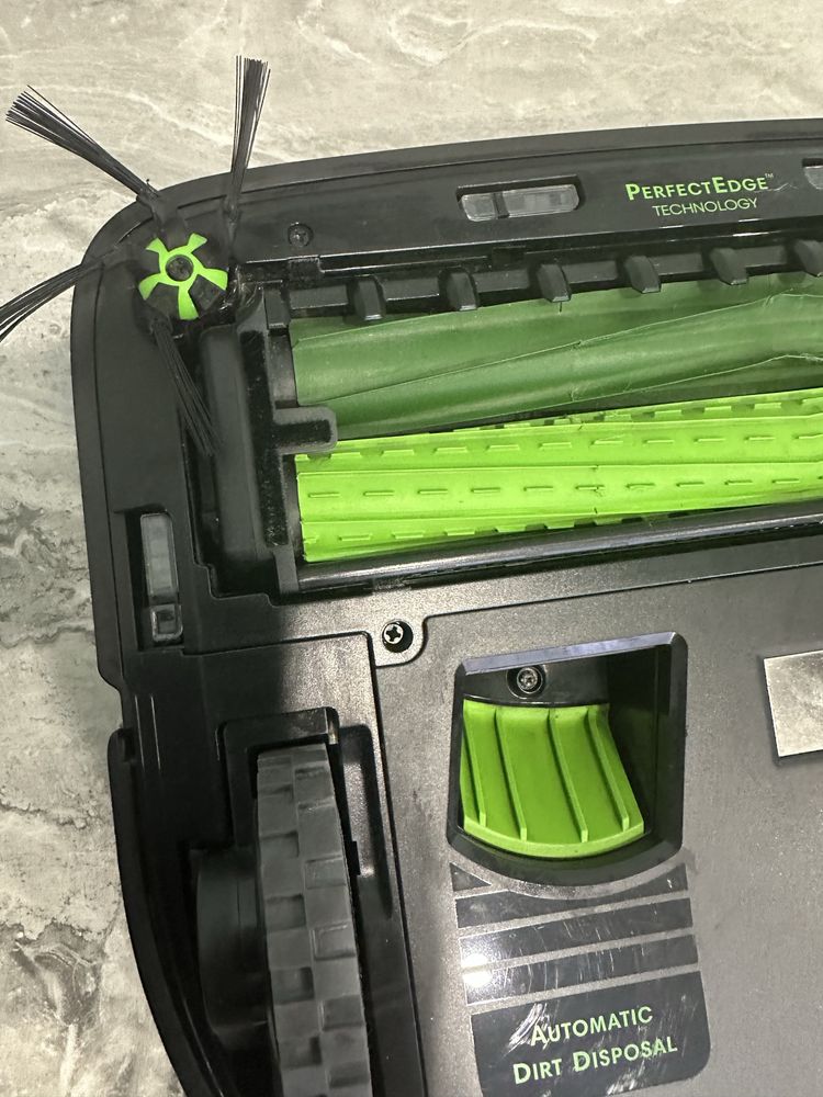 Продам Robot Roomba s9+.