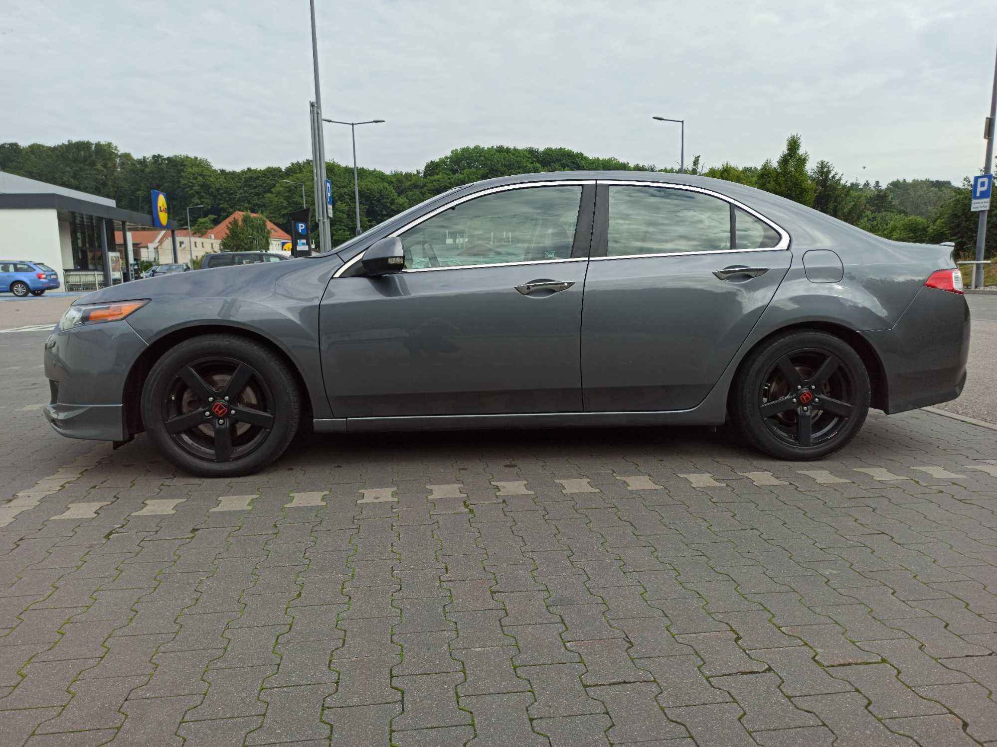 Honda Accord VIII 2.0 | Salon Polska