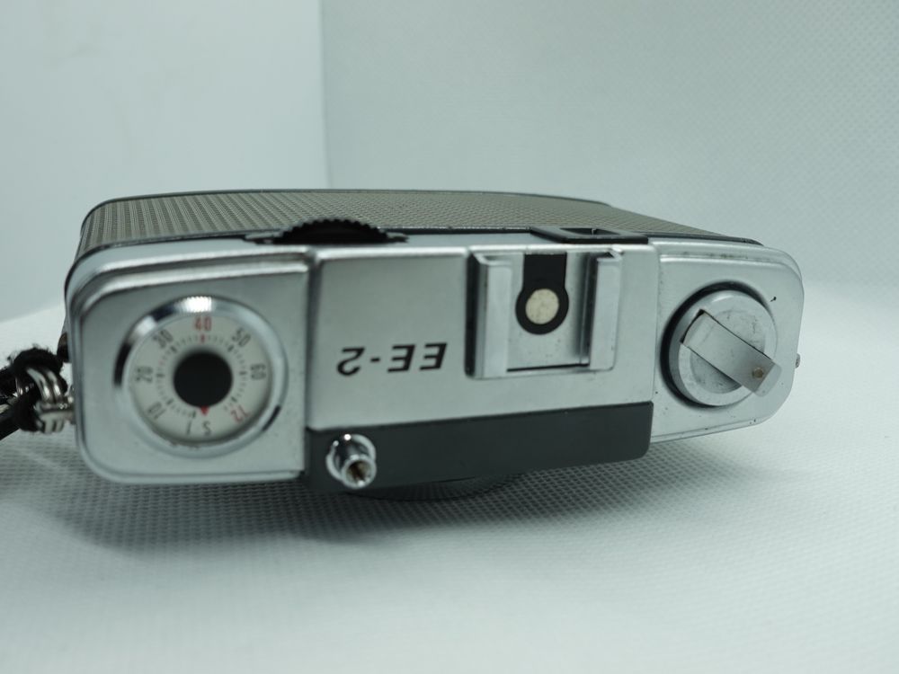 Olympus PEN EE-2 mały aparat analogowy 72 zdjęcia