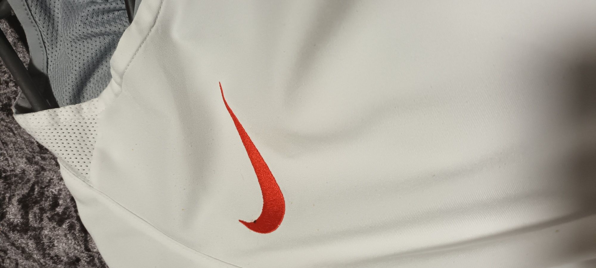 Футболка  чоловіча для спорту вінтажна Nike(оригінал) великого розміру