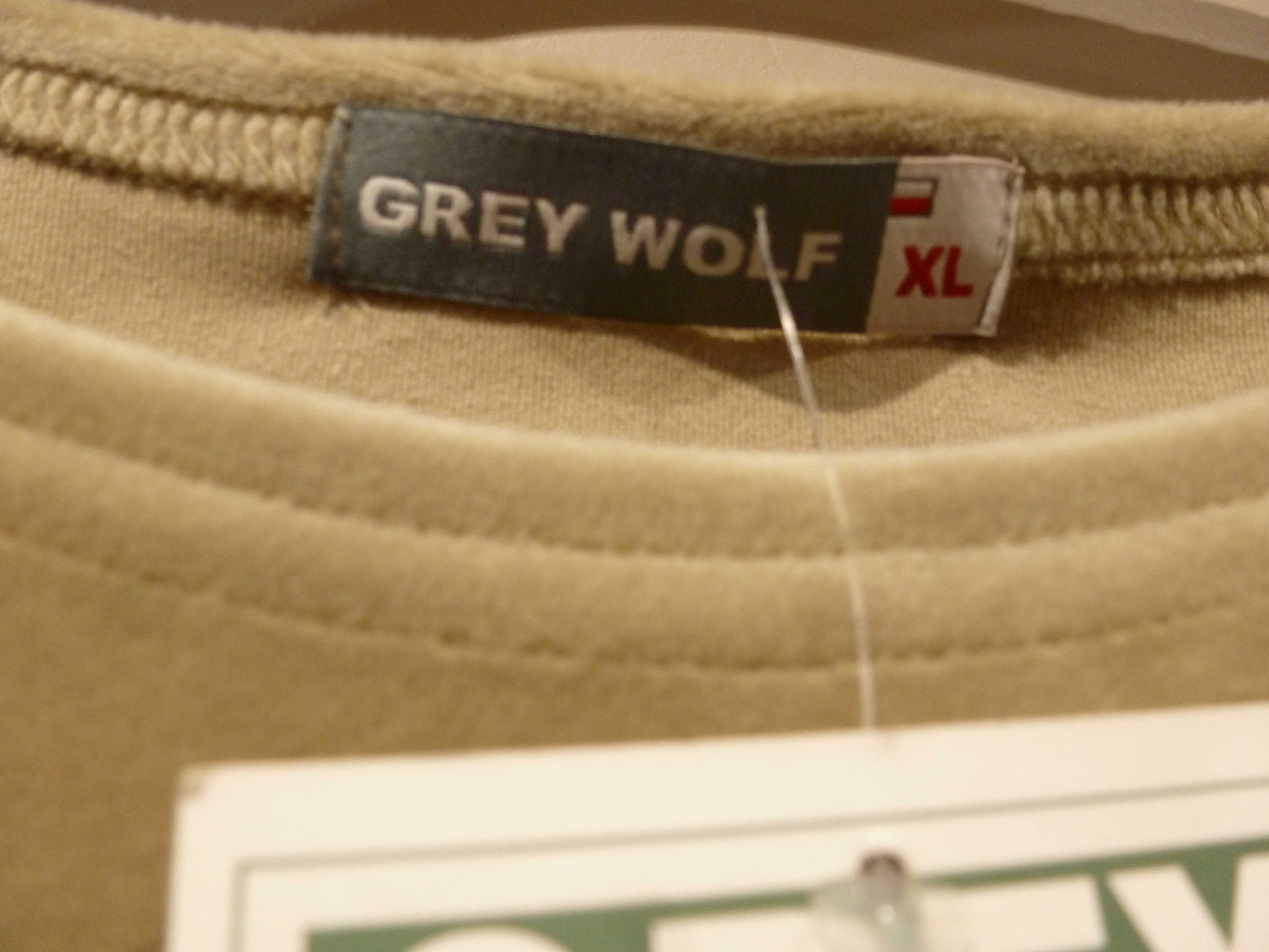 Welurowa sukienka Grey Wolf 40/42