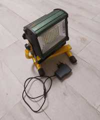 Прожектор светодиодный LED аккумуляторный X-Balog W808-100LED