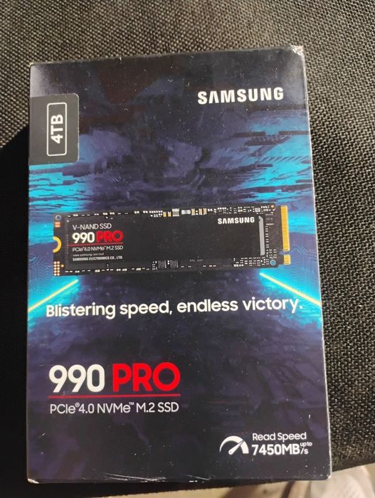 Внутрішнє SSD Samsung 4tb