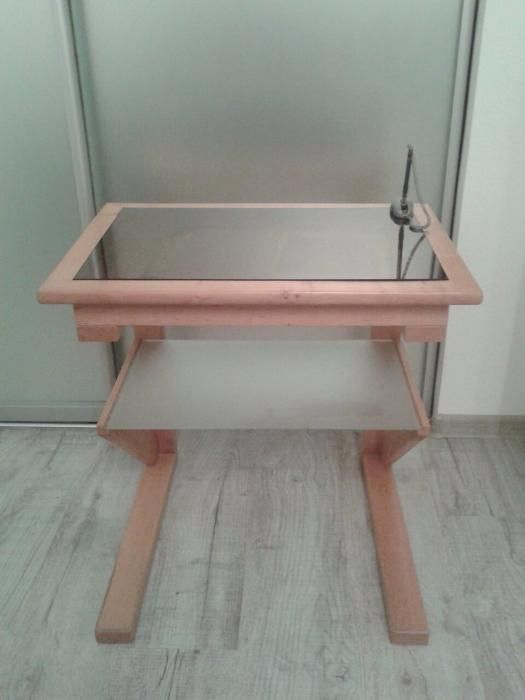 1800тыс.  гривен Эксклюзивный столик ручной работы из дерева