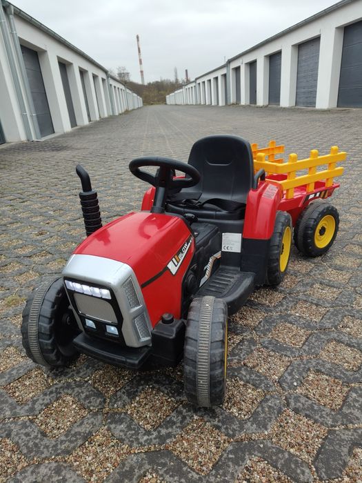 Traktorek na akumulator