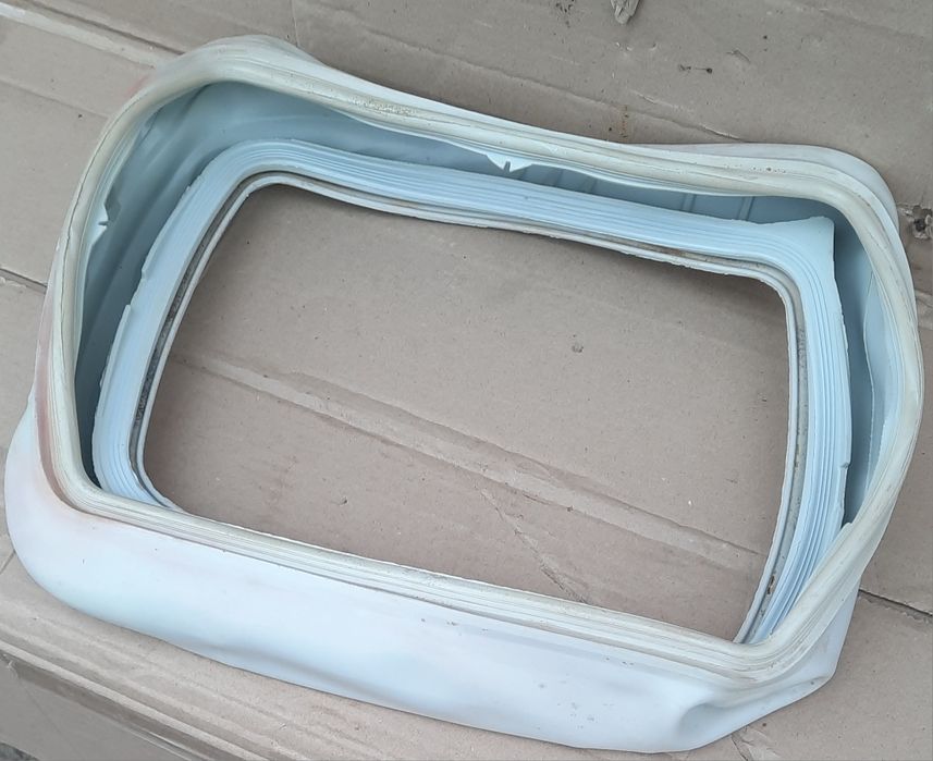 Запчасти  стиралки електролюкс ewt1050