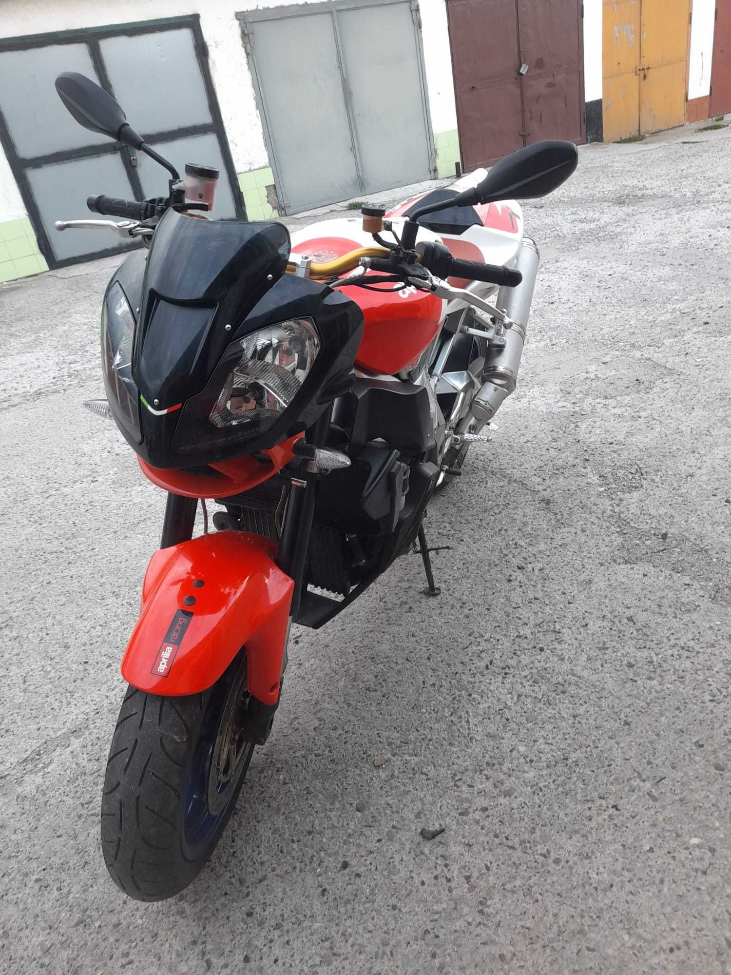 Motor Aprilia Tuono