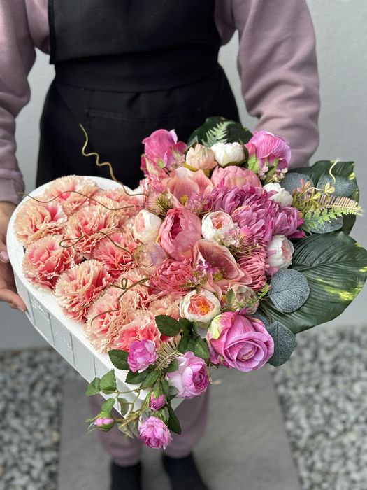 Kompozycja nagrobna stroik różowy  serce