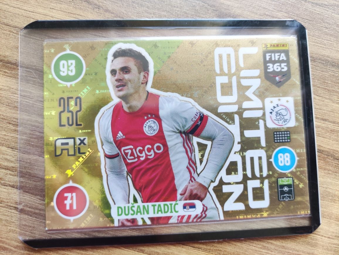 FIFA 365 3 karty Limited Edition Robert Lewandowski