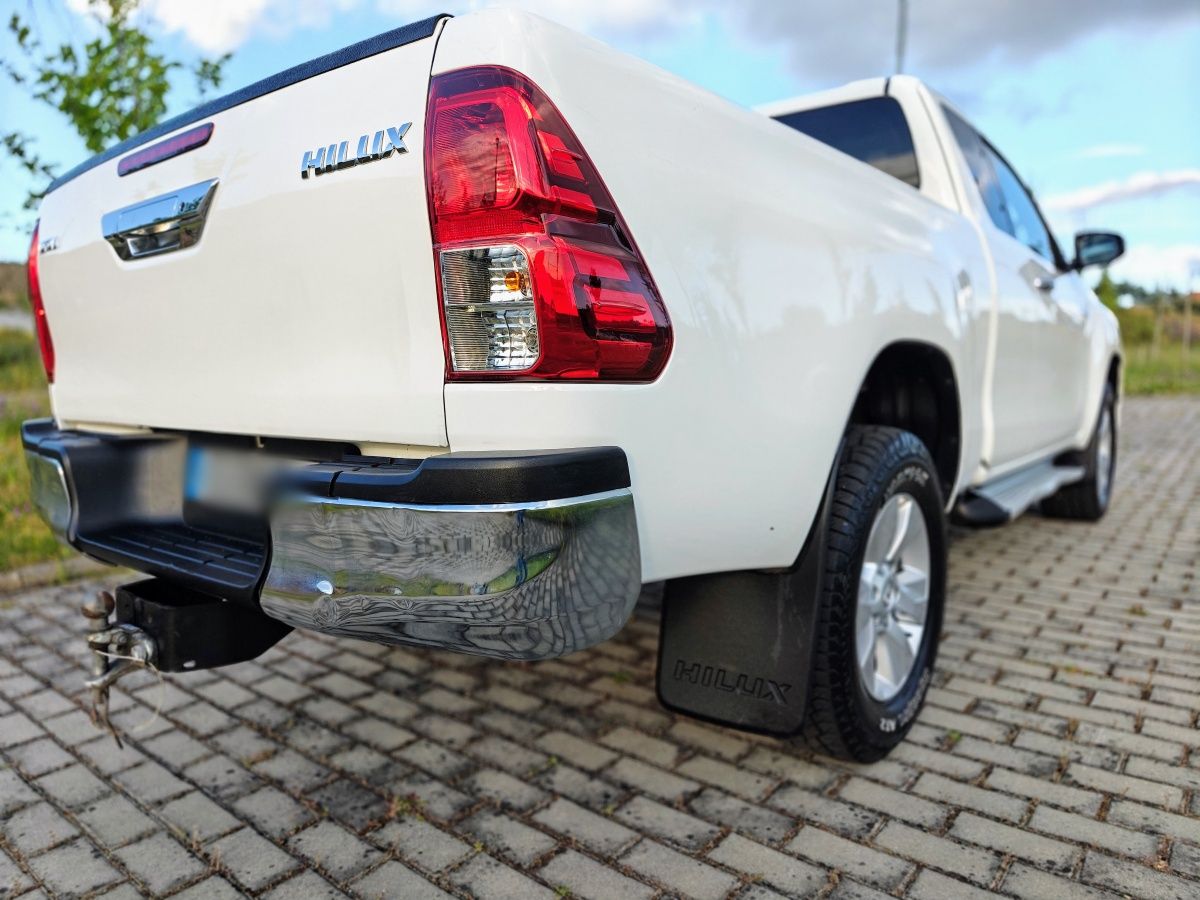 Toyota Hilux KingCab 2019  *4 Lugares*