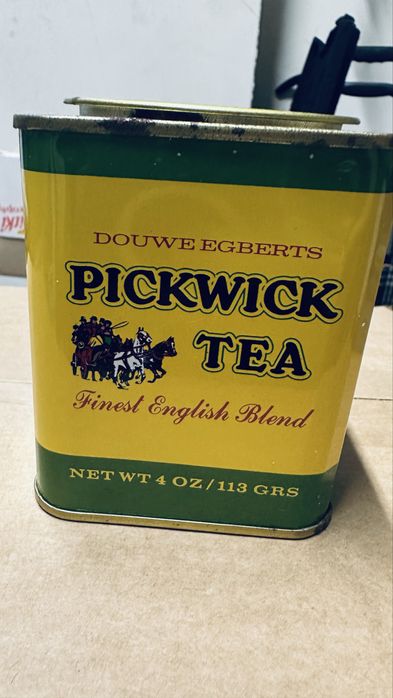 Puszka vintage  po herbacie Pickwick Tea