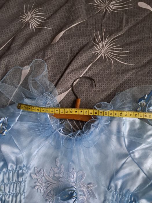 Праздничное платье на девочку