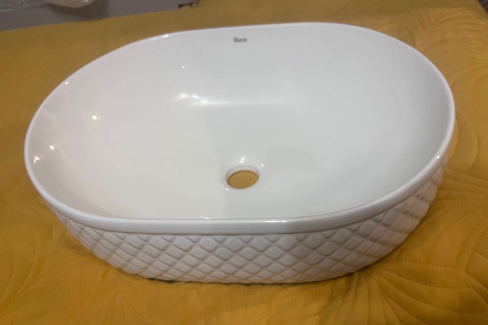 Umywalka nablatowa REA