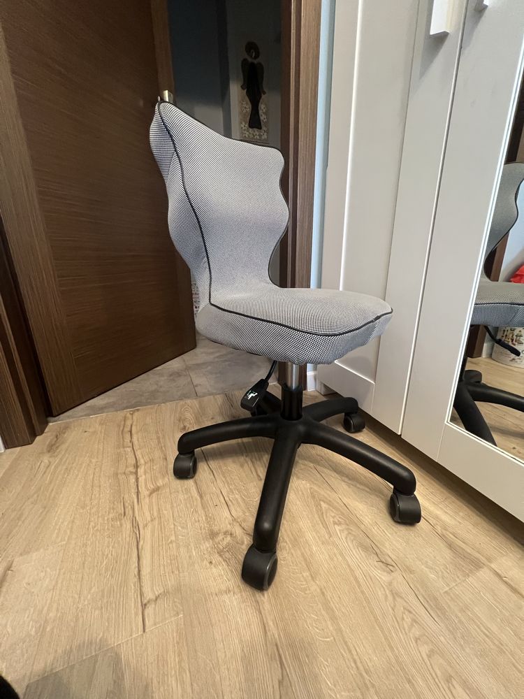 Krzeslo Entelo Petit