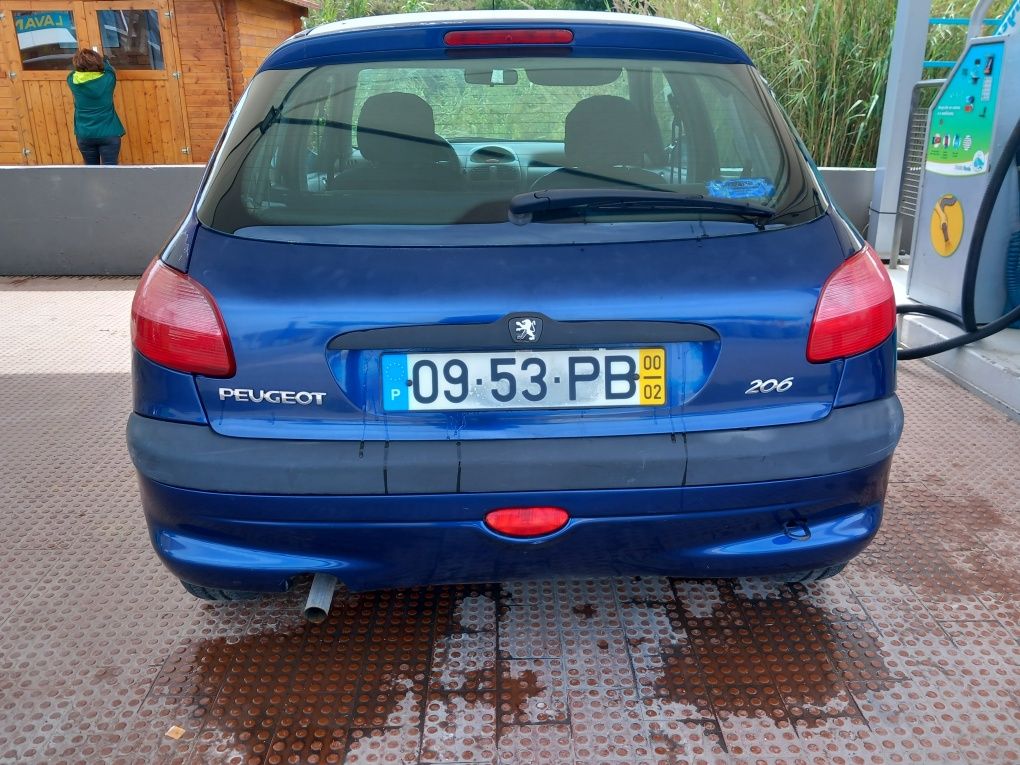 Peugeot 206 ano 2000 5 portas