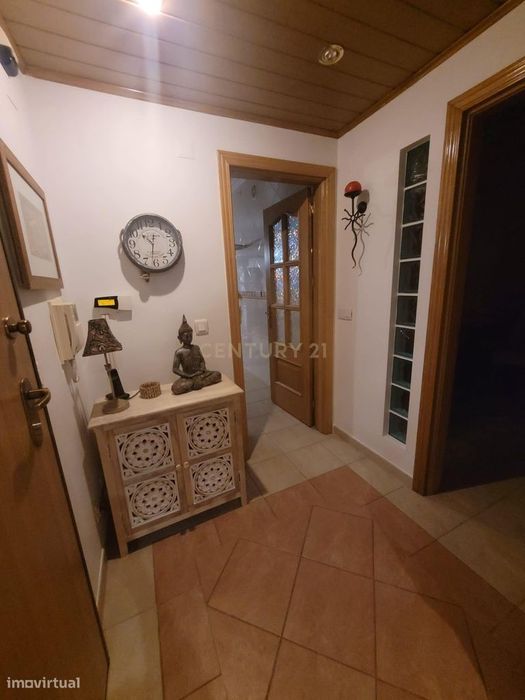 Magnífico Apartamento T1, com box e arrecadação, na Amora
