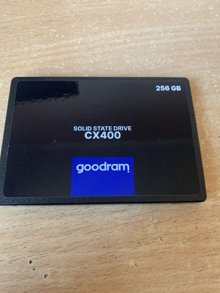 SSD Goodram CX400 256 GB