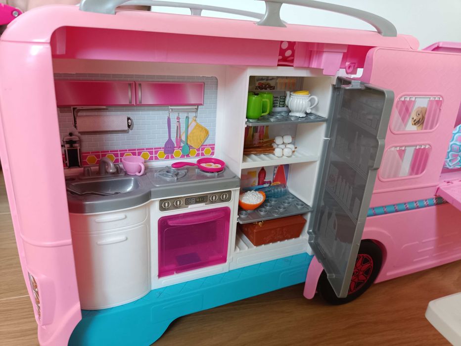 Duży camper kamper barbie