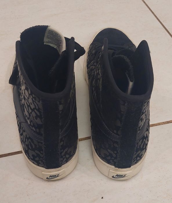 Кеди-кросівки жіночі Nike Blazer .