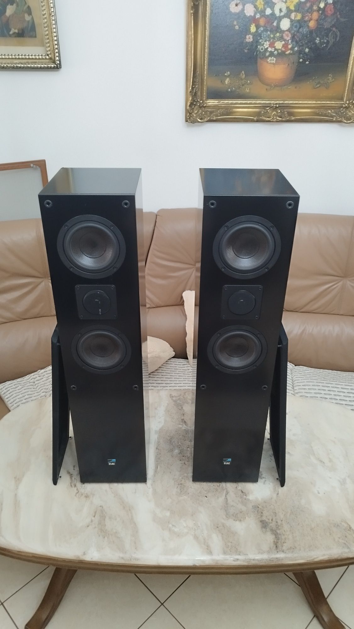 Kolumny podłogowe ELAC EL 121