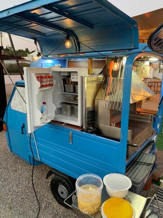 VENDO NEGOCIO, VIATURA PARA VENDA DE BIFANAS PREGOS E GRELHADOS