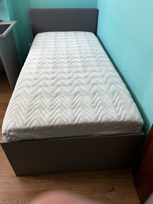 Meblik łóżko 90x200 szare plus materac