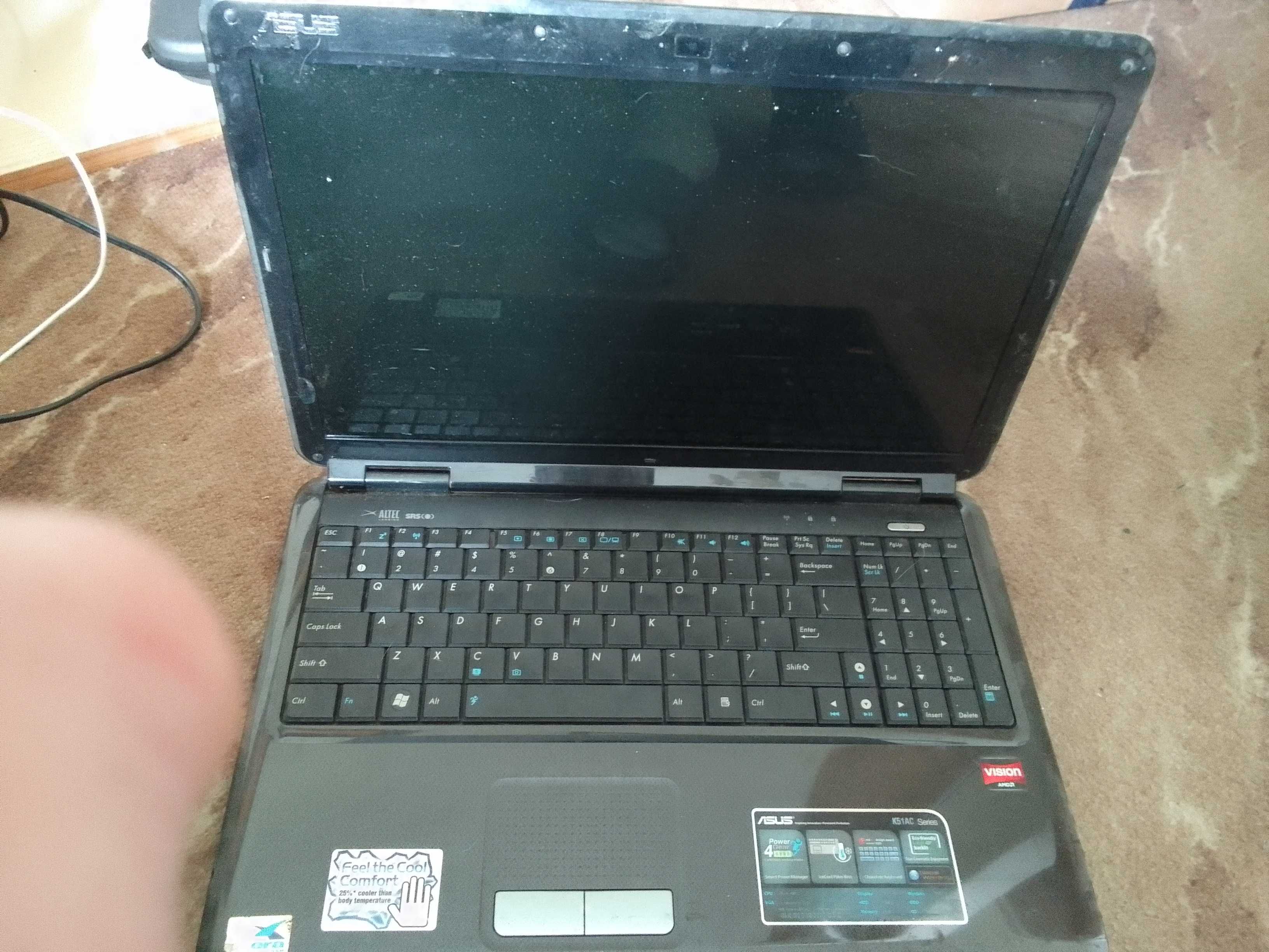 Laptop asus uszkodzony