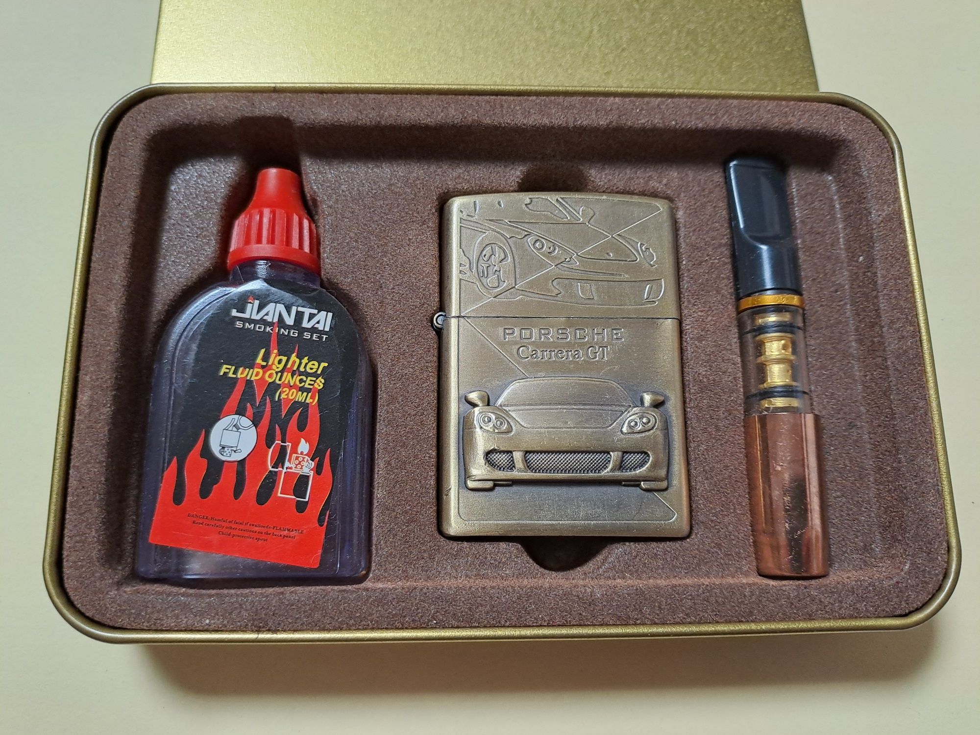 Бензинові зажигалки запальнички