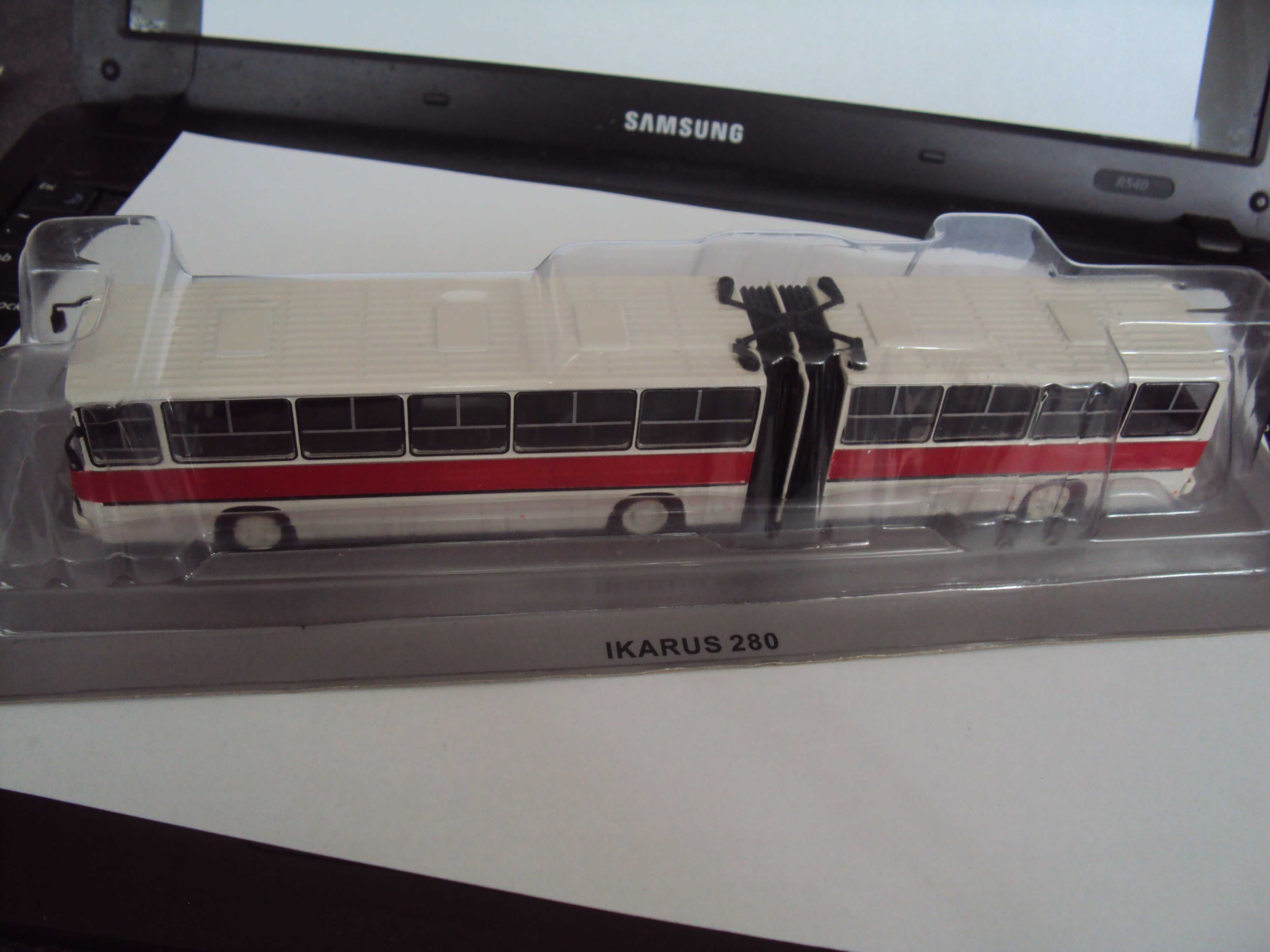 autobus ikarus 280 przegubowy skala 1/72 z przesyłką