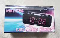Продам настольные электронные часы-будильник VST.