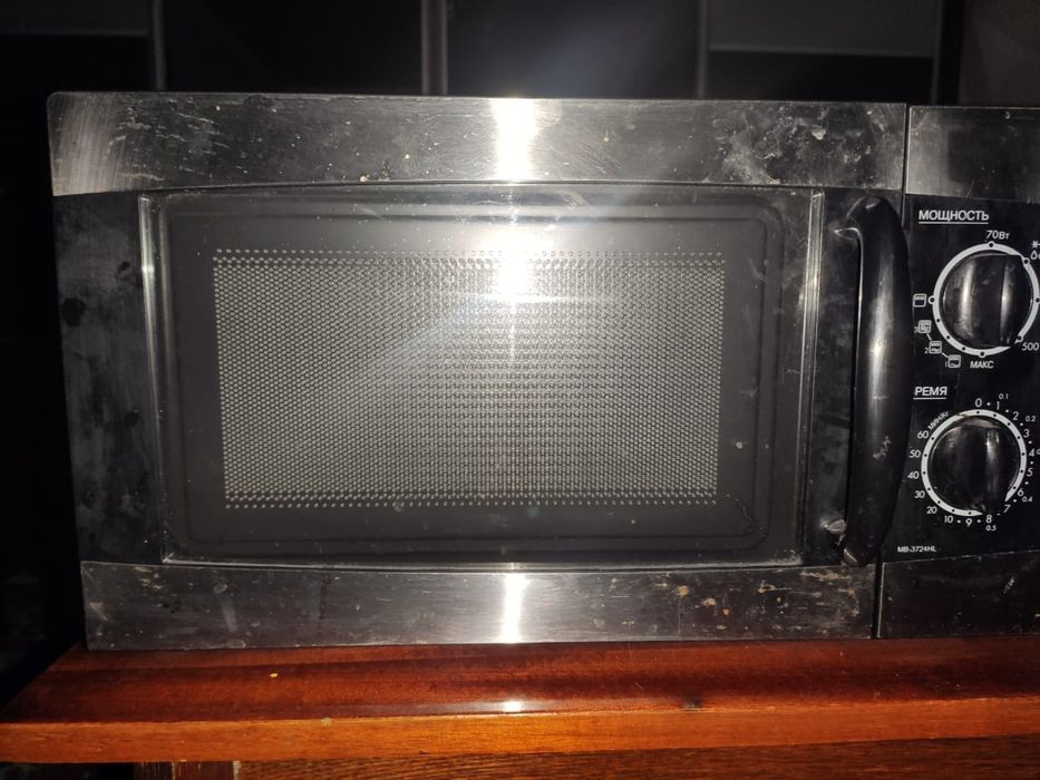 Мікрохвильова піч LG